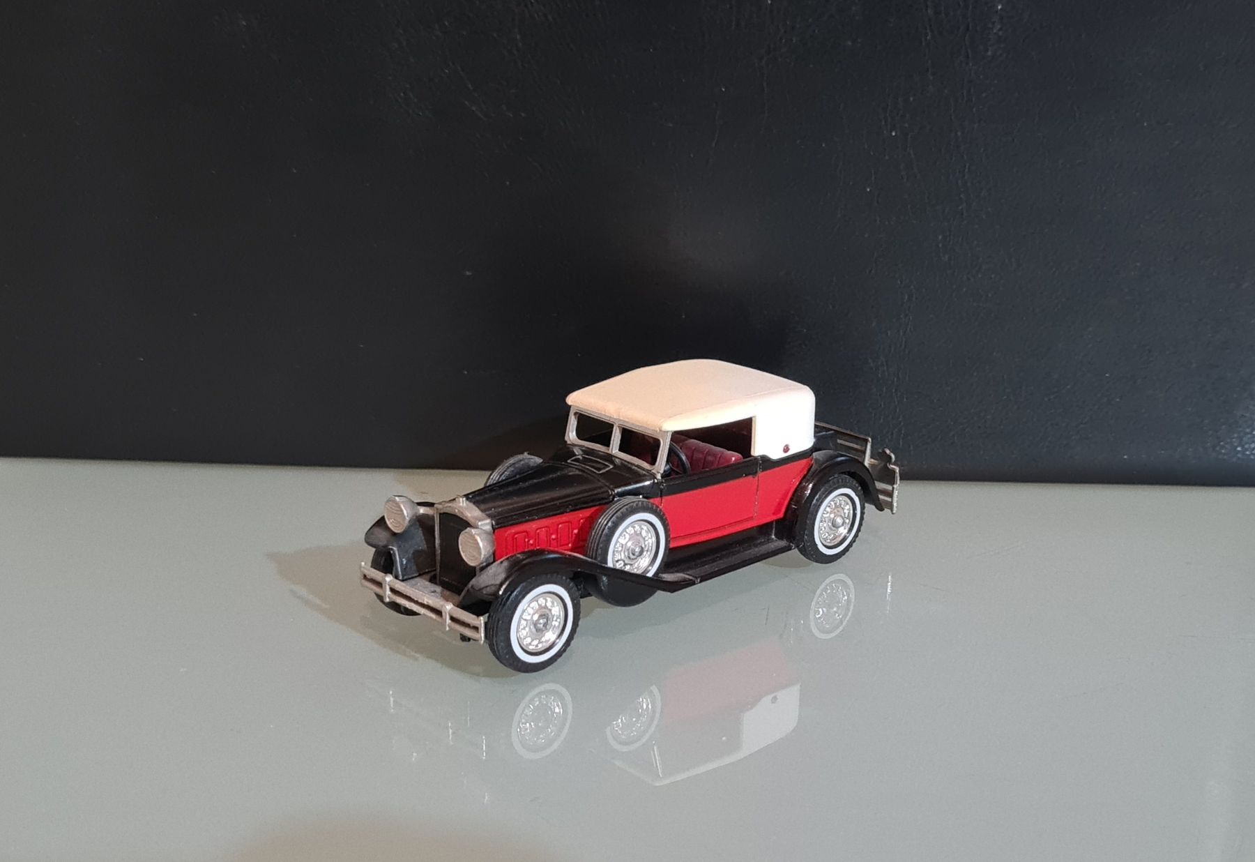 Matchbox Modellini d'auto: Matchbox Packard Victoria 1:43 – Usato da Uetendorf venduto da myhome12