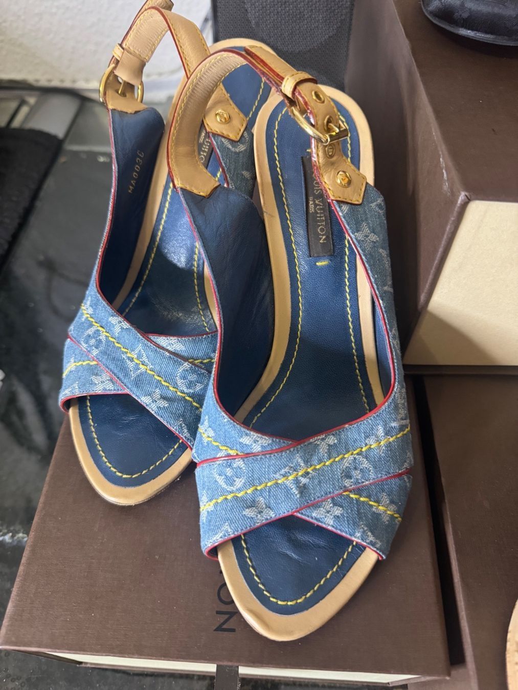 Louis Vuitton Scarpe da donna: LOUIS VUITTON ESCARPINS SLING SANDALS – Usato da Les Geneveys-sur-Coffrane venduto da LVMM