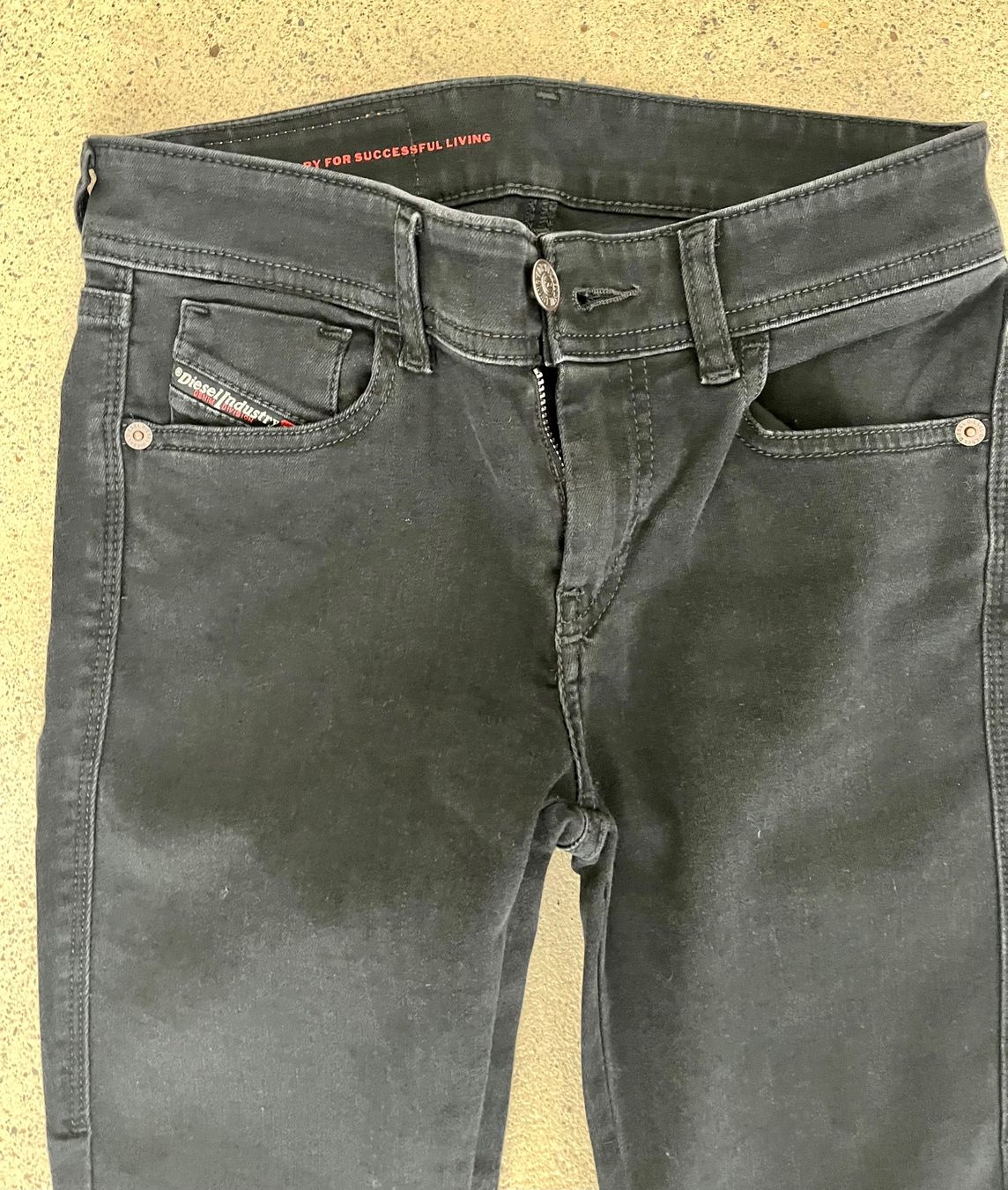 Diesel Jeans: Diesel Slandy low black size 23 Neu – Neu und originalverpackt aus Zürich von Jaskam 1