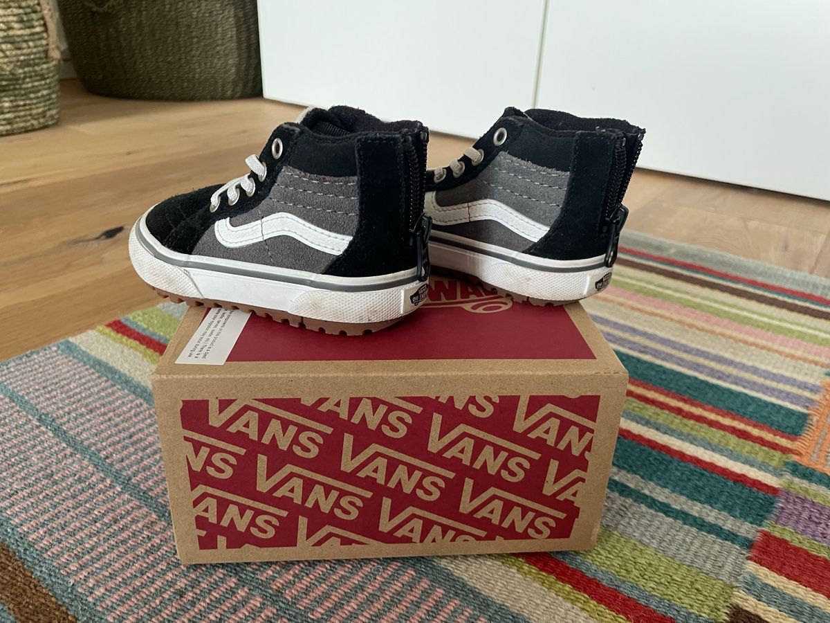 Vans Scarpe per ragazzi: Scarpe Vans – Usato da Stabio venduto da Chri__Sta 1