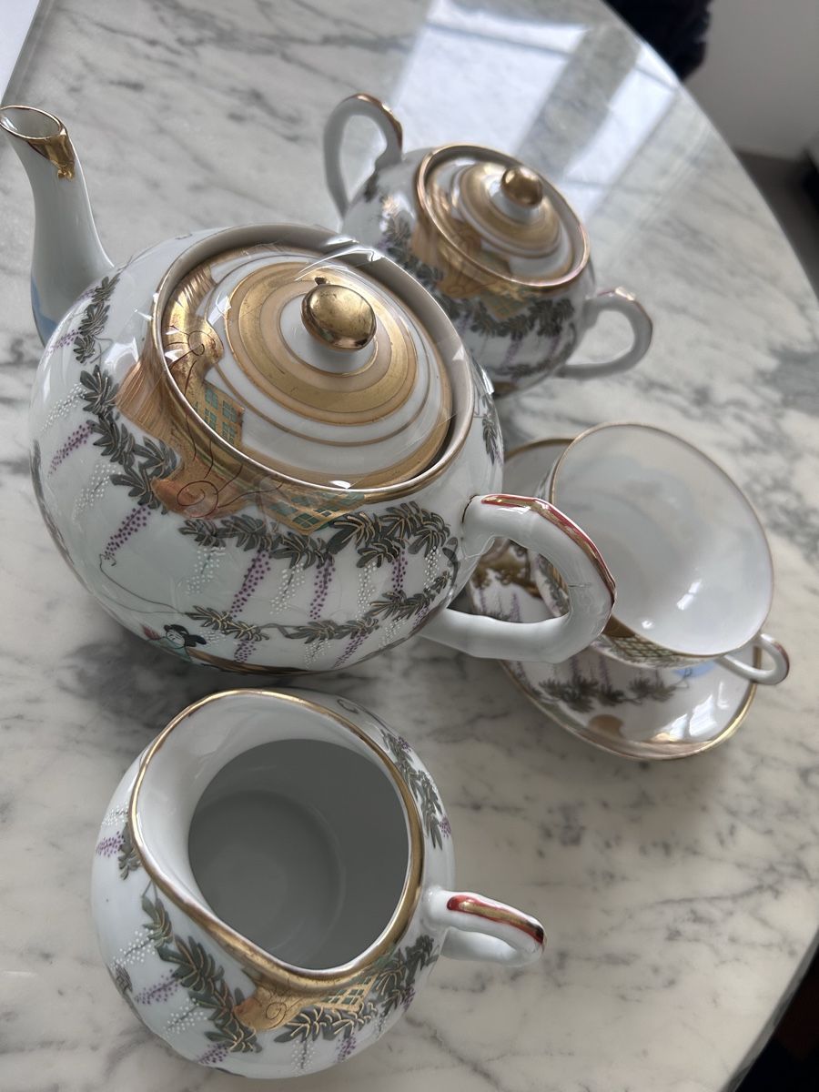 Teiere: Japanese porcelain tea set – Usato da Biel/Bienne venduto da zit_v5yc 1