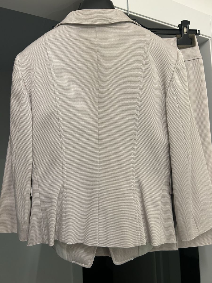 Marella Completi & Tailleur: Tailleur Marella gris perle – Nuovo (secondo la descrizione) da Pully venduto da rosipa 2