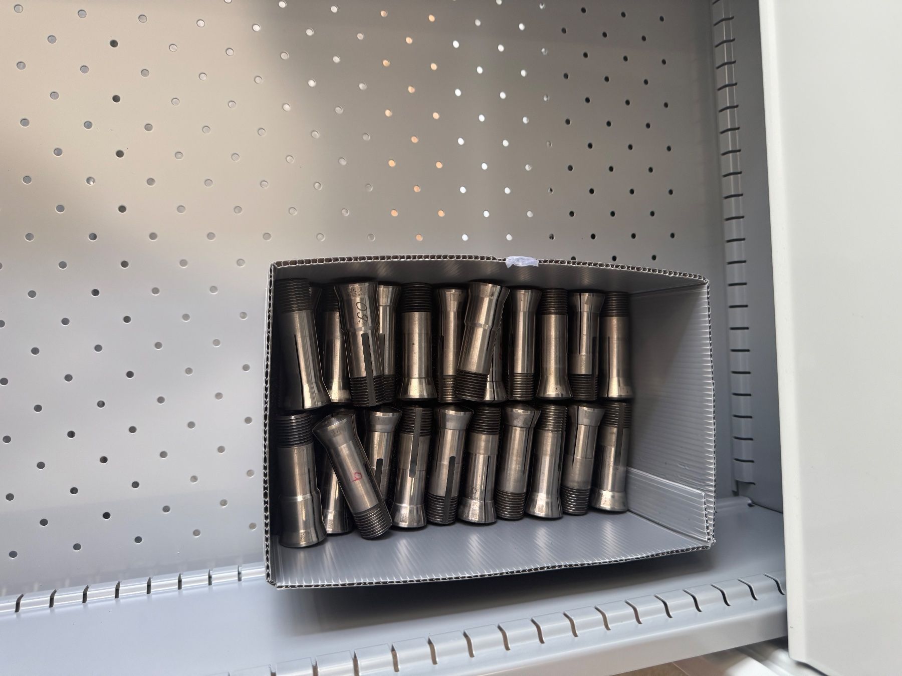 Schaublin Tutte le macchine: Schaublin 102 sur socle – Usato da Le Noirmont venduto da rap_x9lc 4