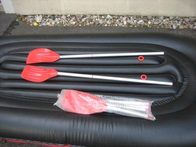 Boote: Schlauchboot Interdiscount rot/schwarz – Gebraucht aus Winterthur von pf02 6