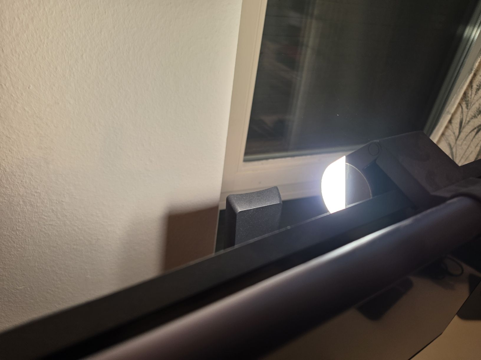 BenQ Lampade: BenQ ScreenBar Halo Bildschirmleuchte – Usato da Aesch BL venduto da immon 4