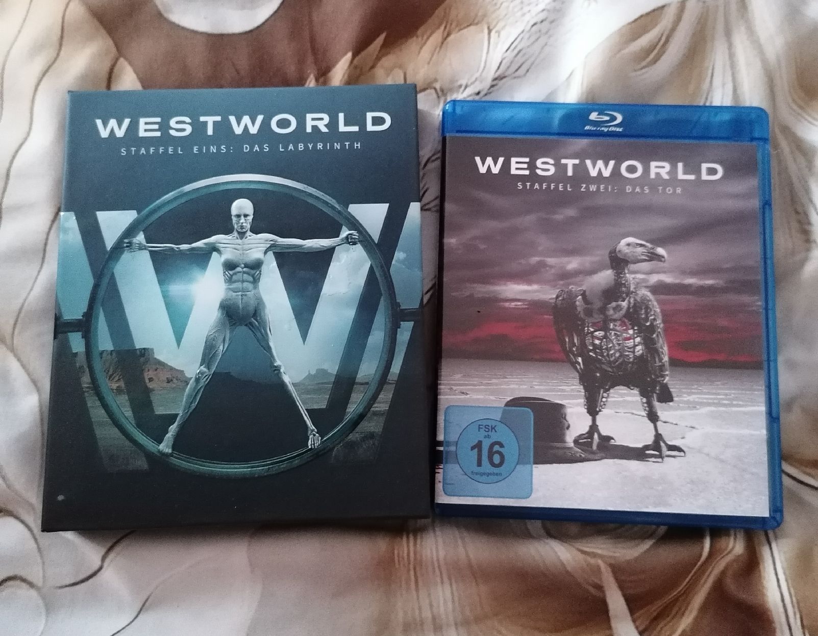 Alle DVDs: WESTWORLD STAFFEL 1 & 2 BLU-RAY  – Neu (gemäss Beschreibung) aus Pratteln von ThereseZ