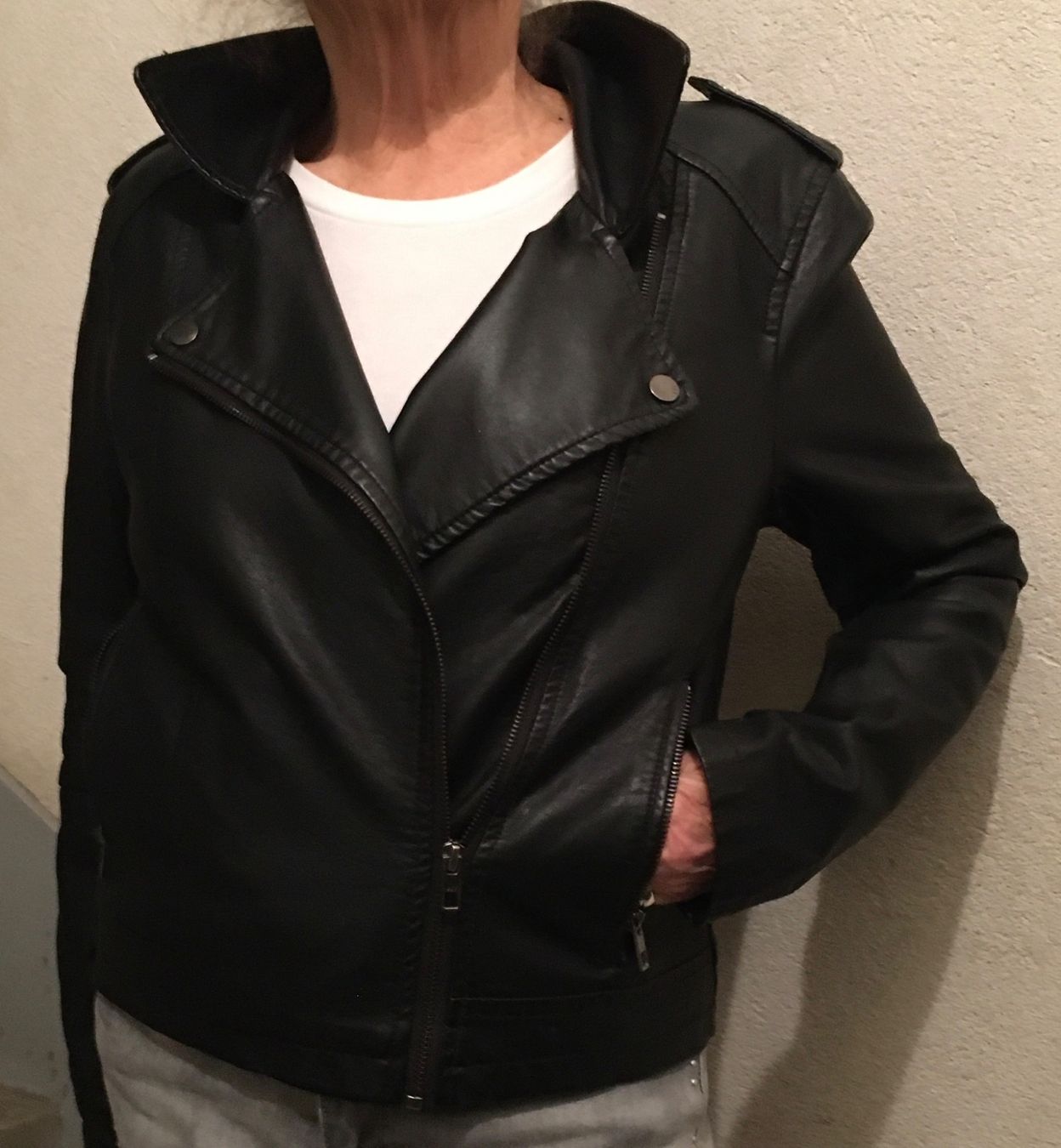 Only Vestes: Only   -  Biker Jacke    Gr. 36 kaum getragen – D'occasion à Bern par rewe45 5