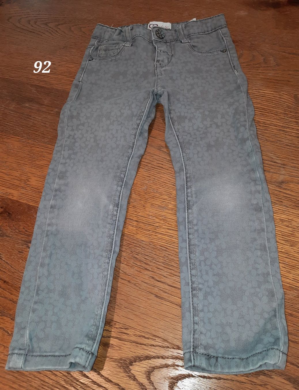 Ensembles coordonnés: Mädchen Kleiderpaket Grösse 92 – D'occasion à Reiden par armand8 4