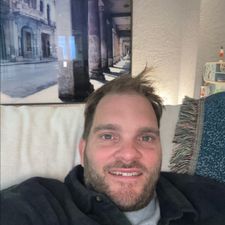 Profile image of luc_qlg9