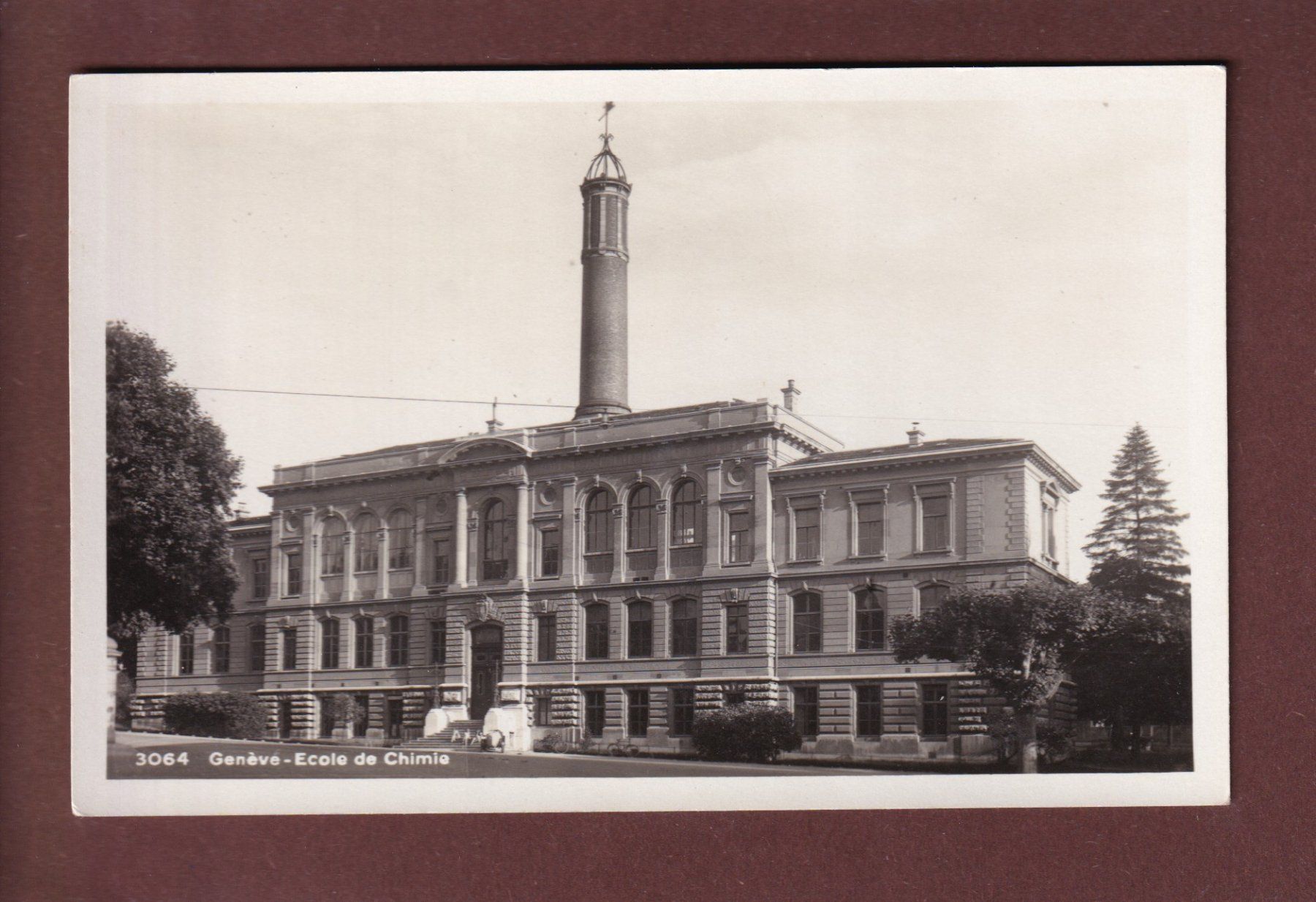 Cartoline postali: GENEVE - Ecole de Chimie – Usato da Pully venduto da nicecards