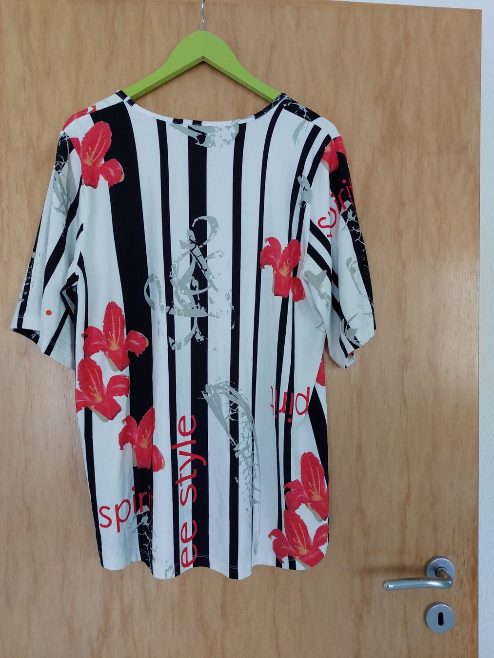 T-shirts: T'Shirt Gr.  46 – D'occasion à Schmitten par Renistern68 1