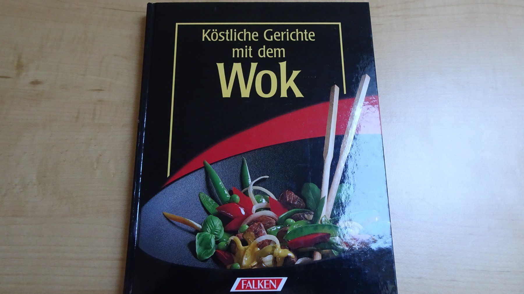 Libri: Köstliche Gerichte mit dem Wok von Nikolay Peter – Usato da Hunzenschwil venduto da MuellerAarau