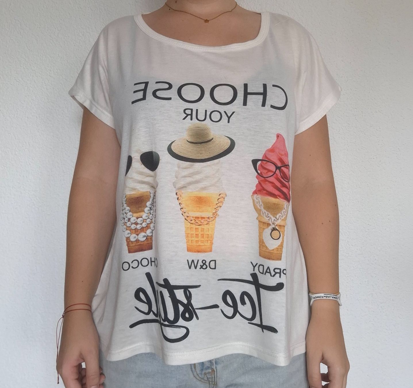 T-shirts: Oberteil Eis – D'occasion à Gunzwil par 11G11