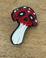 Pin Pilz Fliegenpilz Gothic