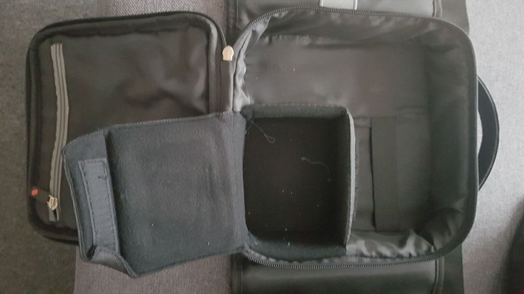 Navigatori: GPS TOMTOM GO 300 – Usato da Schöfflisdorf venduto da CrRG21 2