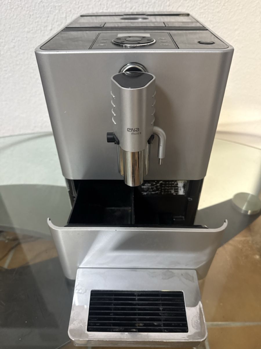 Jura Kaffeemaschinen & Espressomaschinen: Machine à café Jura – Gebraucht aus Soyhières von Jura22 1