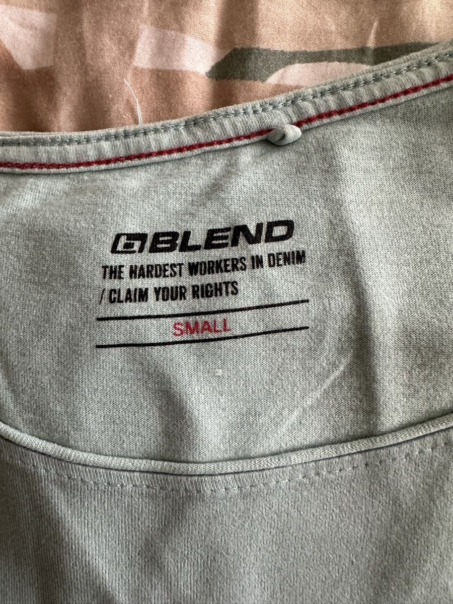 T-Shirts: Blend T-shirt S – Gebraucht aus St. Gallen von Bigt93 2