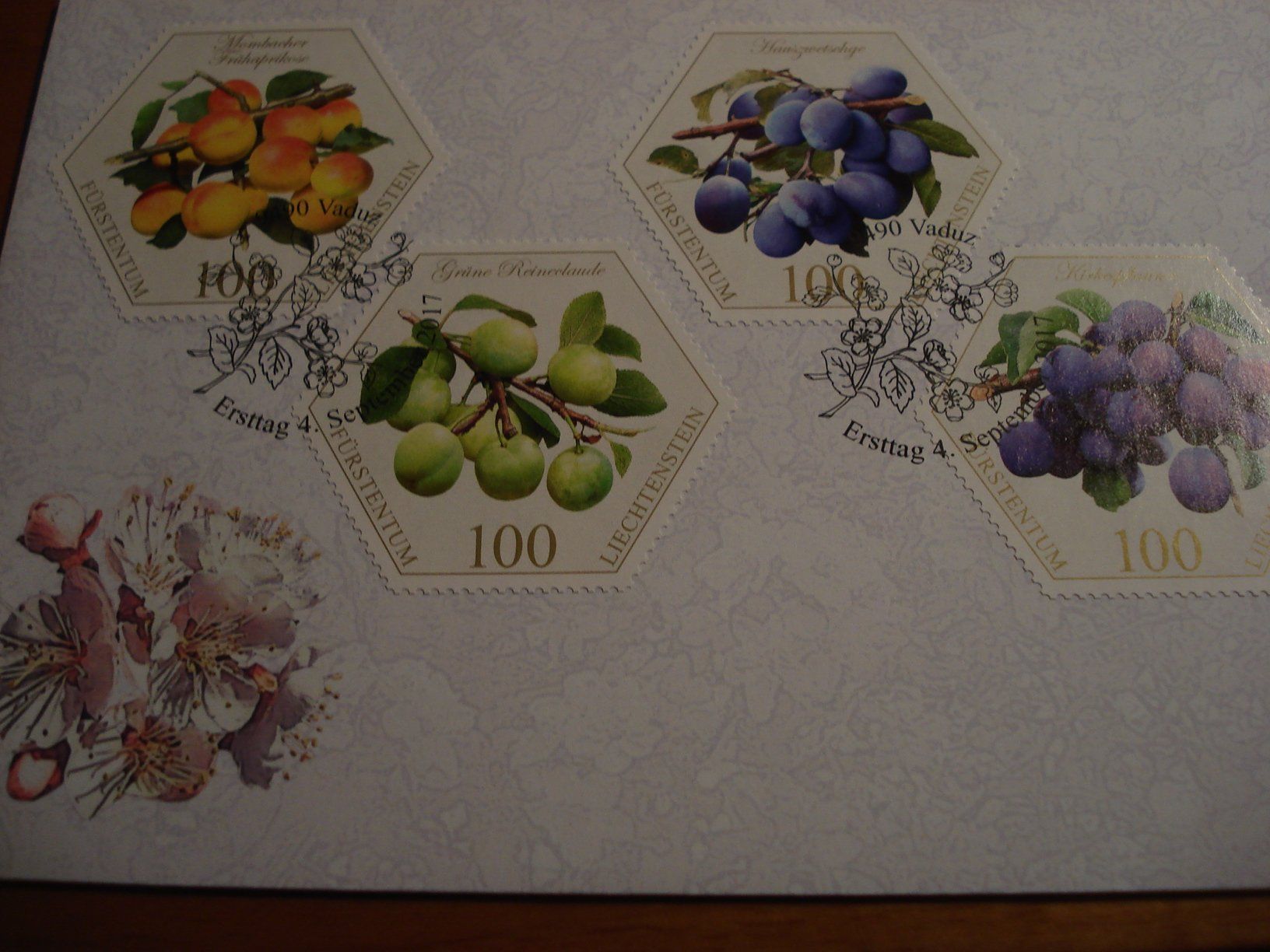 Tous les timbres: Liechtenstein 2  FDC 2017, Satz Früchte – D'occasion à Niederwil AG par morostahu