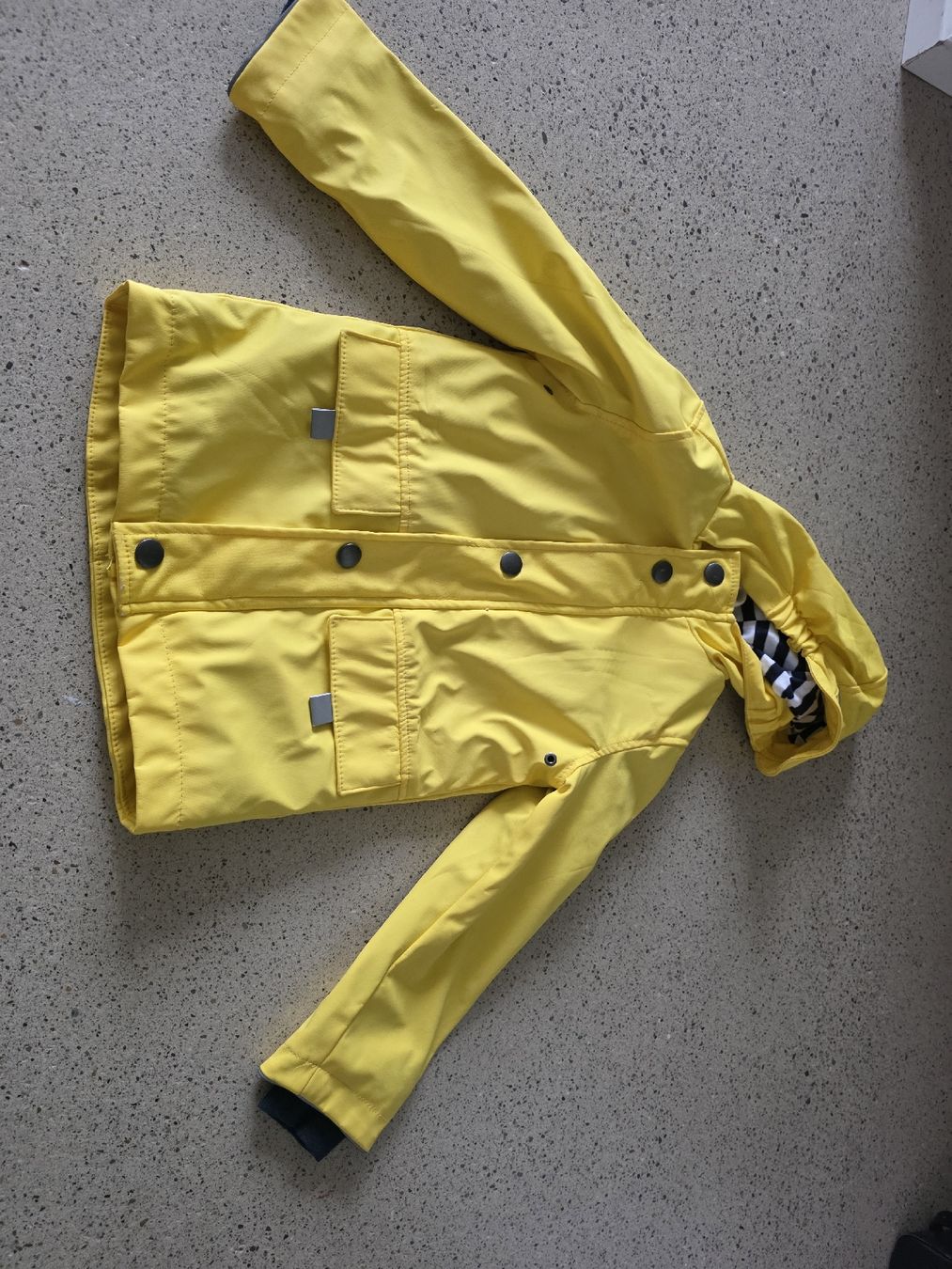 Giacche & Cappotti: Regenjacke Grösse 98/104 – Usato da Zürich venduto da Allek