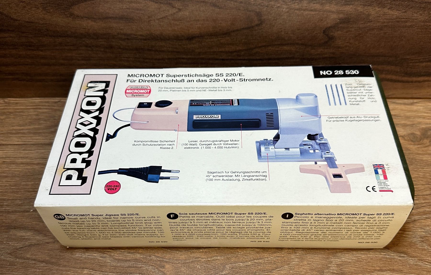 Proxxon Seghe: Proxxon Superstichsäge SS 220/E - Neu – Nuovo (secondo la descrizione) da Nussbaumen AG venduto da olitech5415 2