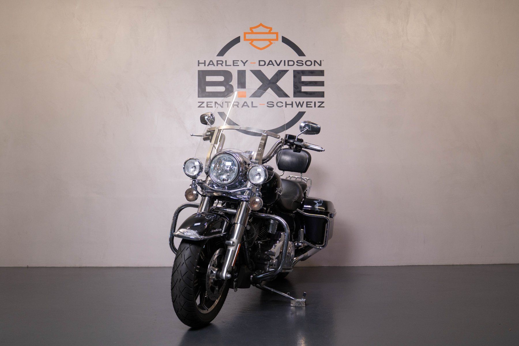 Harley-Davidson Touring: Harley Davidson FLHR Road King – Gebraucht aus Hünenberg von Maxim369 1