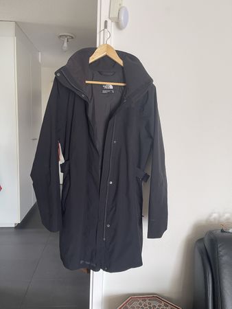 Veste The North Face femme noire  XL très bon état lisez
