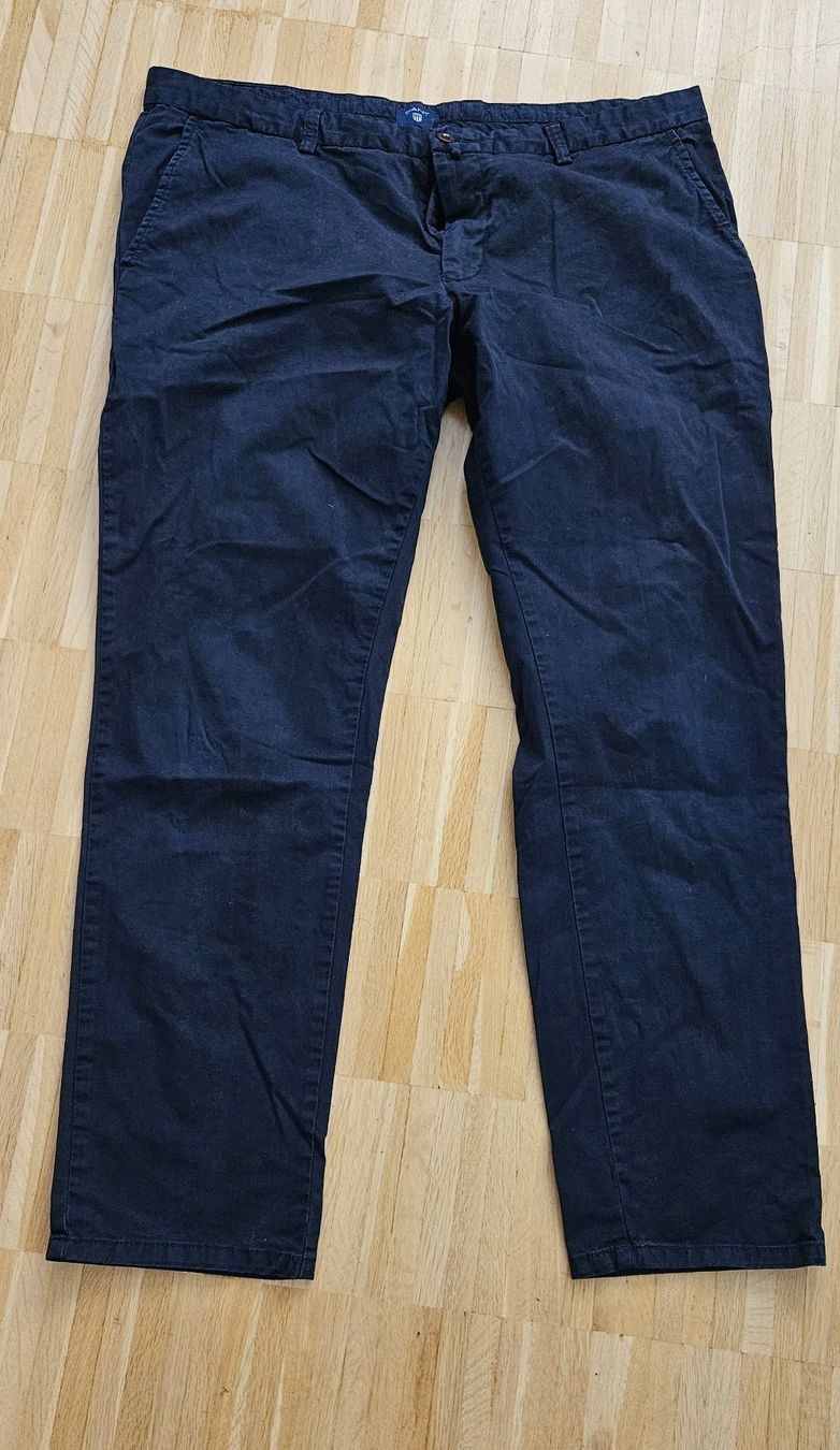 Hosen: Dunkelblaue Herrenhose W40/L 32 – Gebraucht aus herisau von Florusa