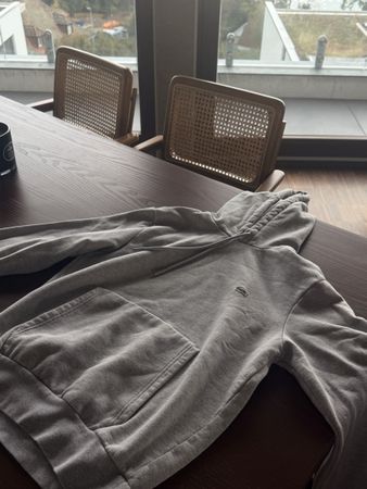 Pull Lacoste neuf - taille M