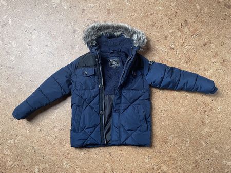 Winterjacke NYC Grösse 140, guter Zustand, Warm gefüttert