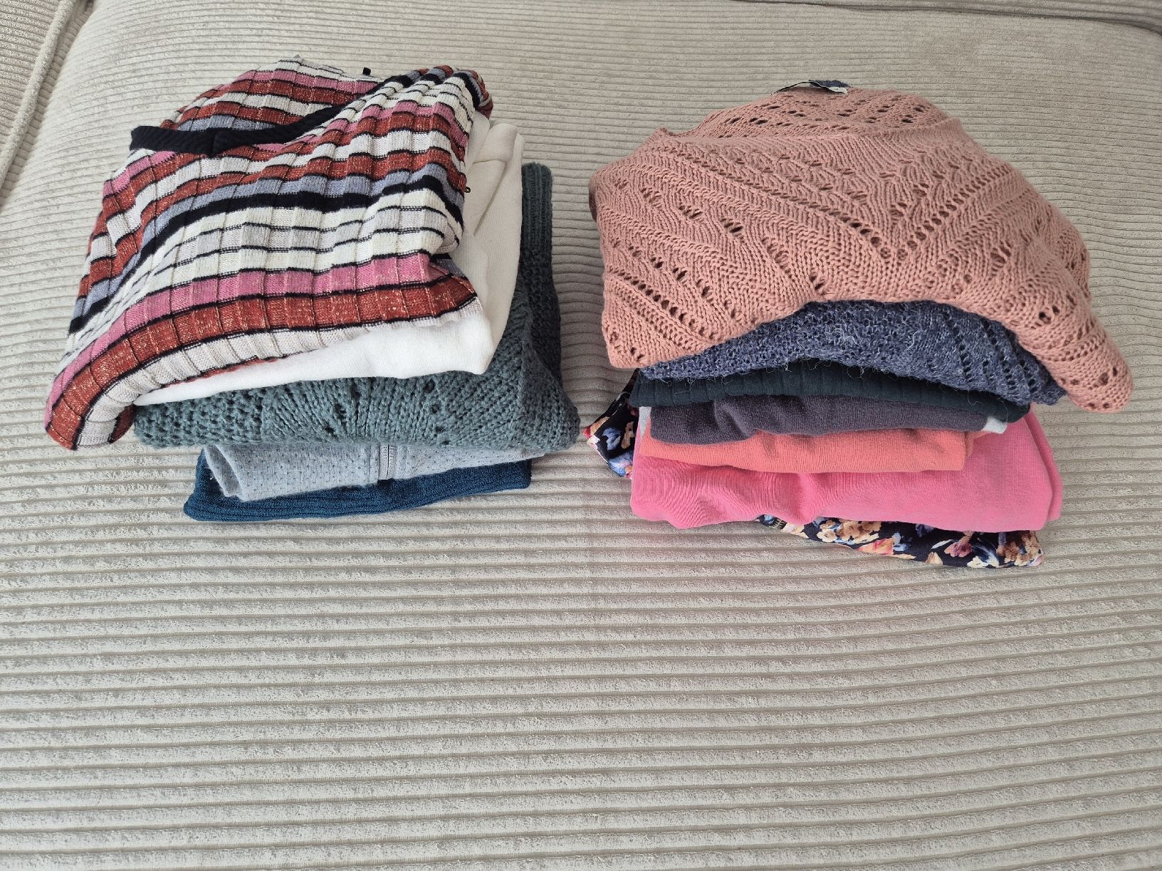 Kleiderpakete: 12 Stk neuwertige Pullover und Jäckchen – Gebraucht aus Schaffhausen von Nachtschwaermerin 1