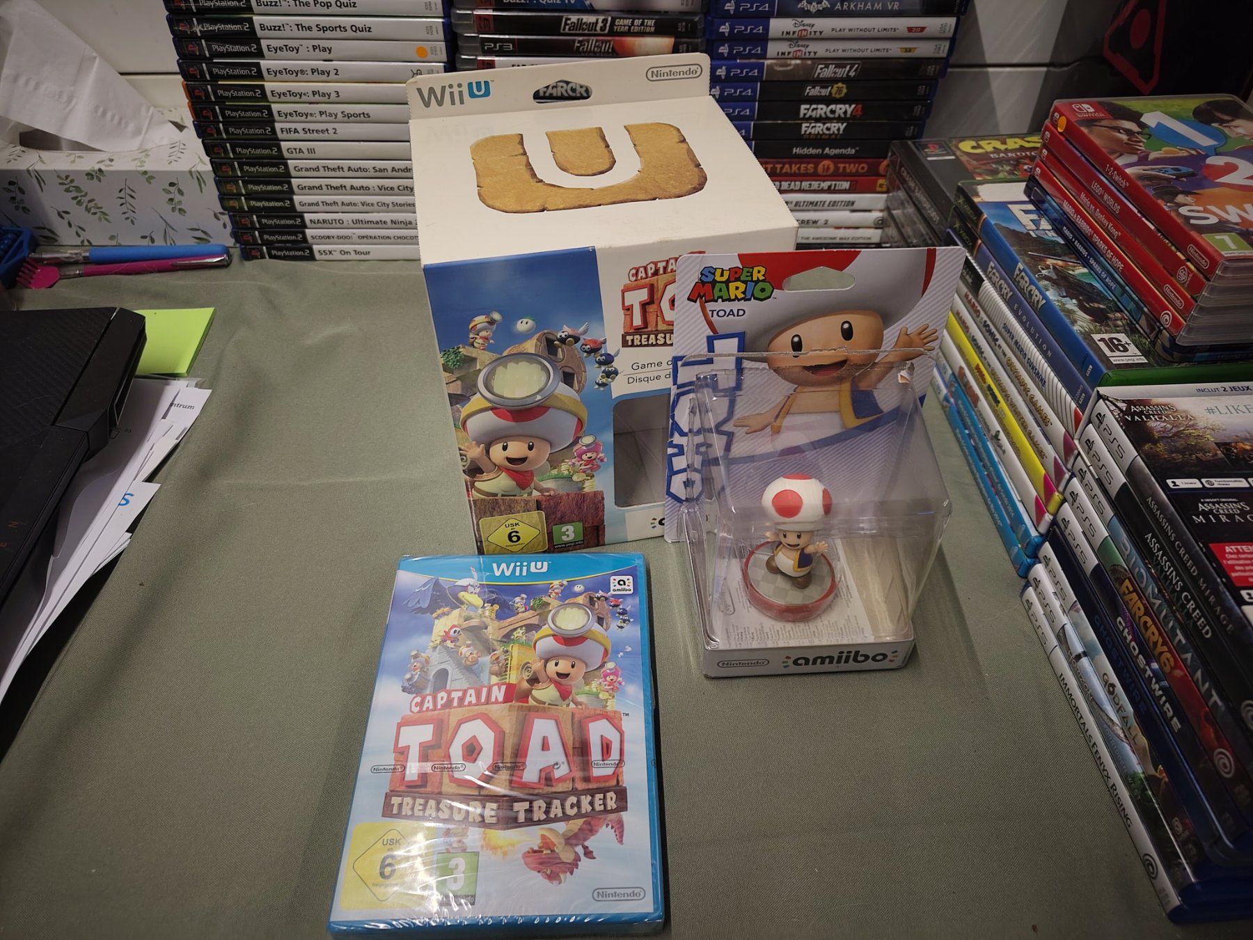 Nintendo Giochi: Jeu Wii U Capitain Toad Treasure Tracker Neuf +Amiibo ouvert – Nuovo (secondo la descrizione) da Saxon venduto da dan_drn5
