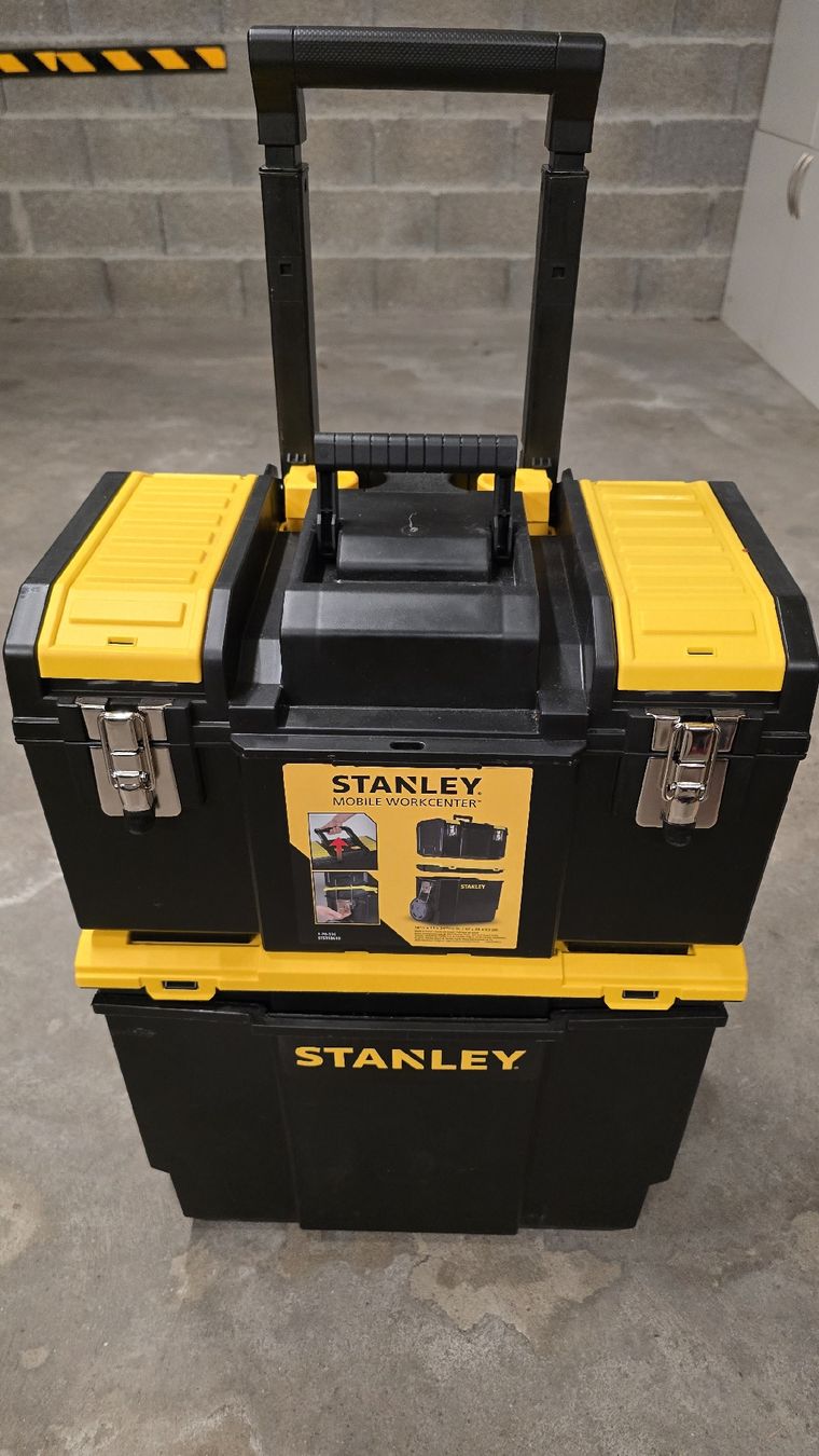 Stanley Tutti gli attrezzi: Boîte à outils trolley  – Nuovo (secondo la descrizione) da Champlan venduto da Sgosteli