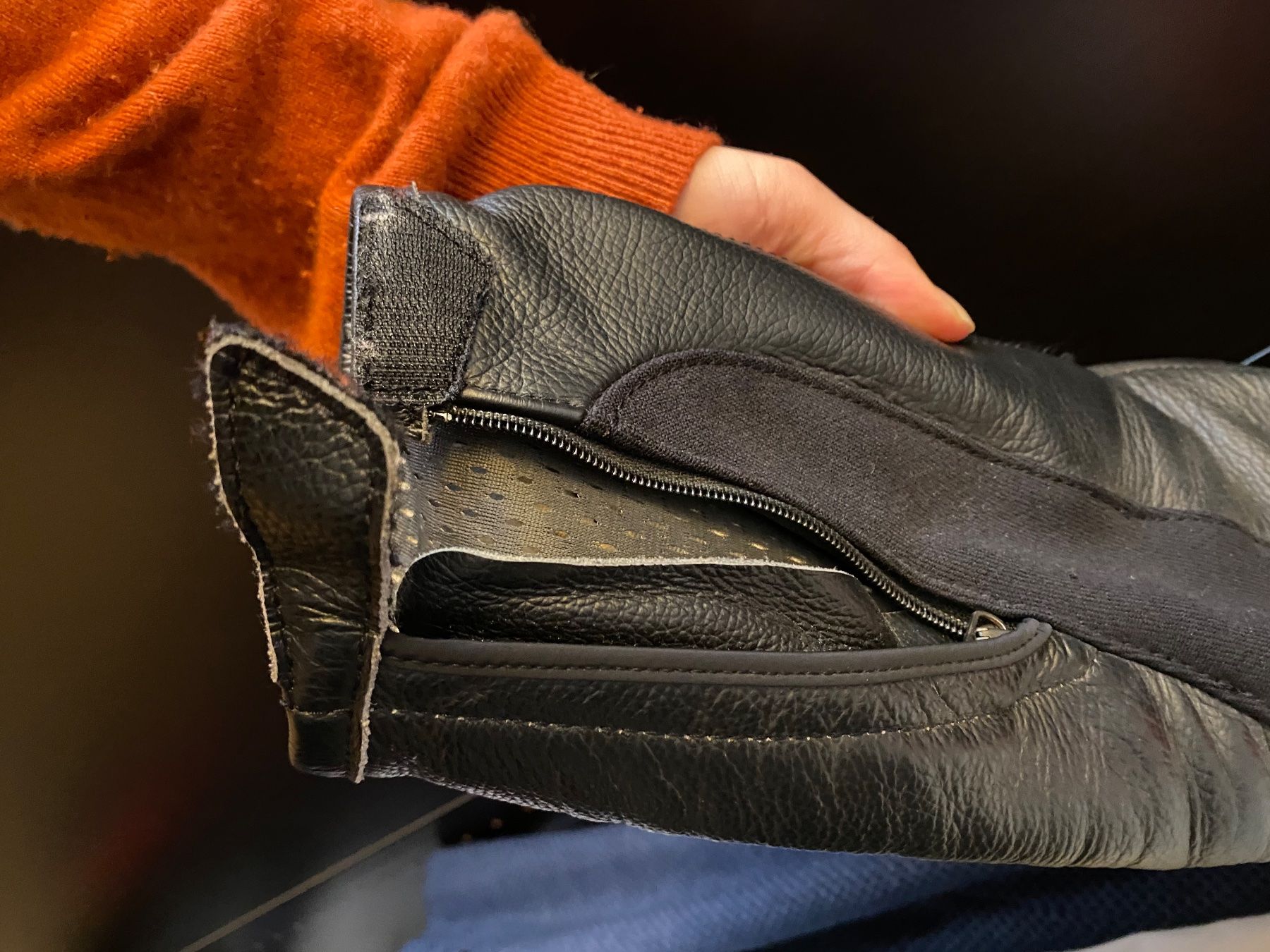 Dainese Completi: Töff Kombi Dainese – Usato da Zürich venduto da pran123 9