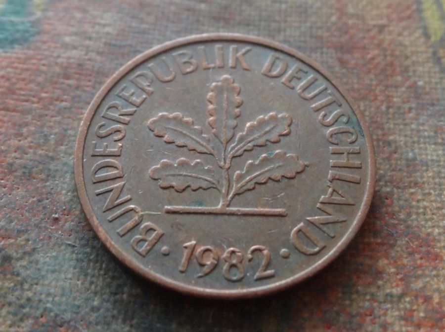 Alle Münzen: DEUTSCHLAND 2 Pfennig 1982 – Gebraucht aus Romanel-sur-Lausanne von Swift13