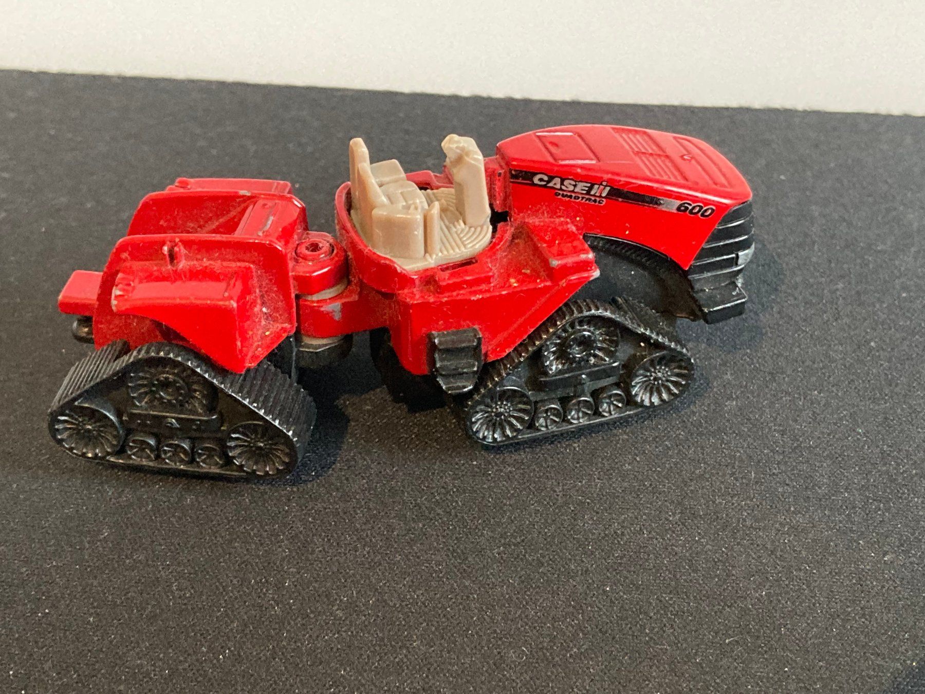 Siku Kit di modellismo & Modellini statici: SIKU Case IH Quadtrac 600 – Usato da Chur venduto da Hermes421 2