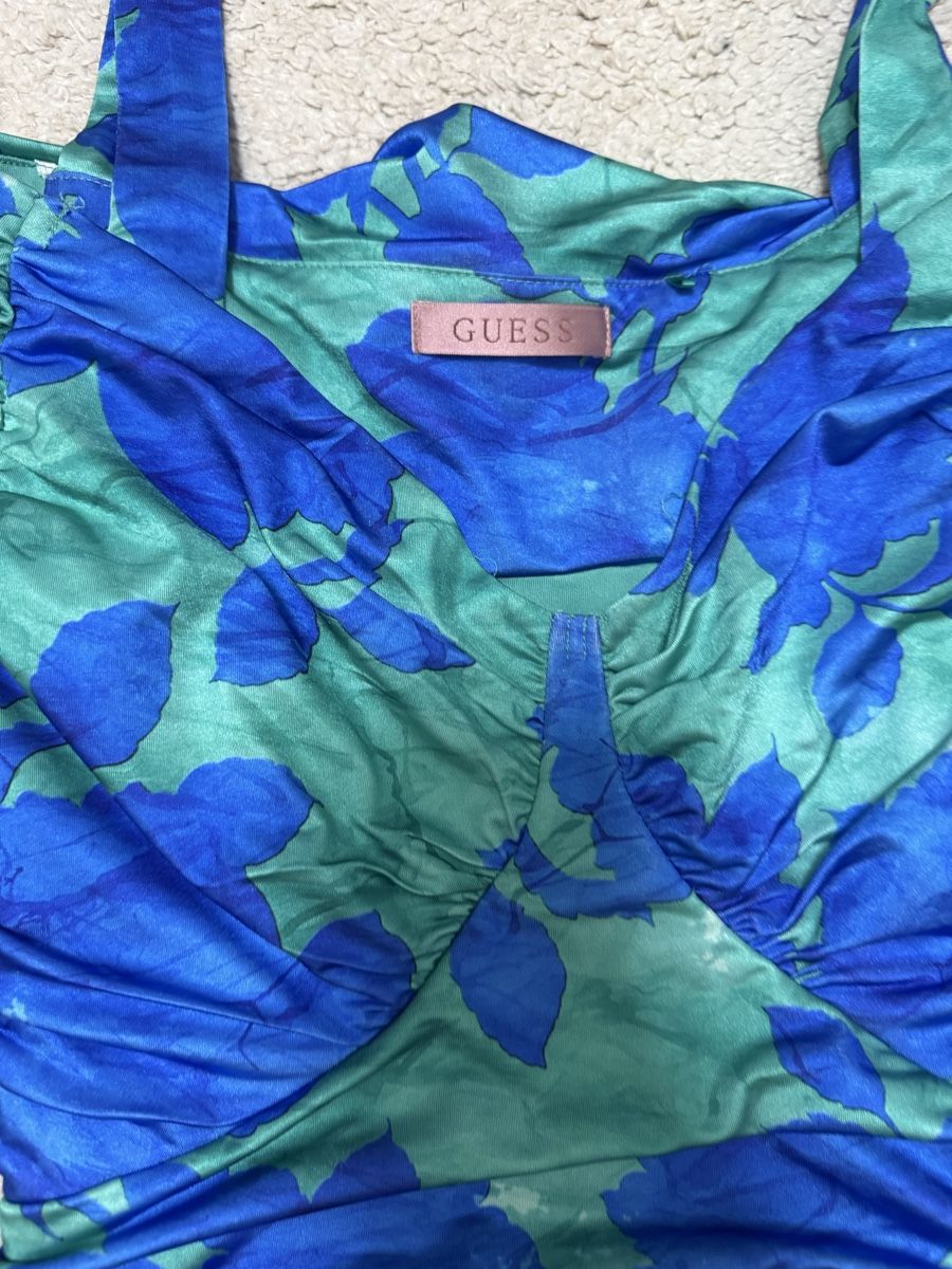 Guess T-shirt: Guess Shirt  – Nuovo (secondo la descrizione) da Bolligen venduto da arg_v256 1