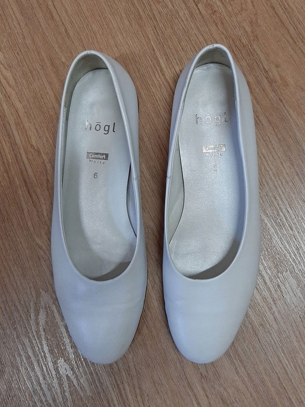 Högl Damenschuhe: Ballerinas (Högl) – Gebraucht aus Bazenheid von ewu_zy2h