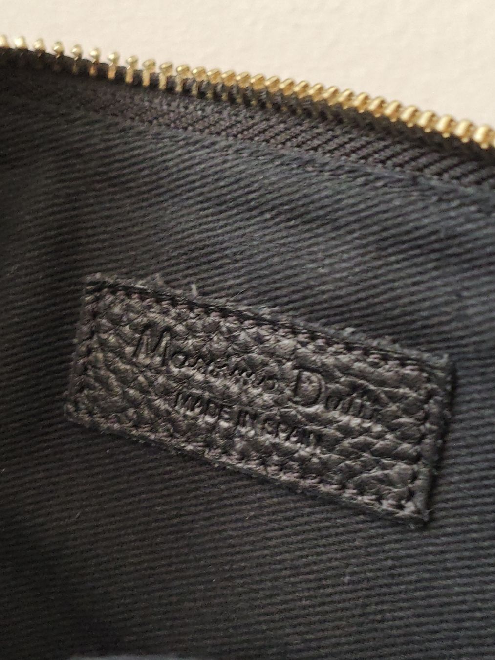 Massimo Dutti Borse da donna: Pochette en cuir noir Massimo Dutti – Difettoso da Basel venduto da aras7 1