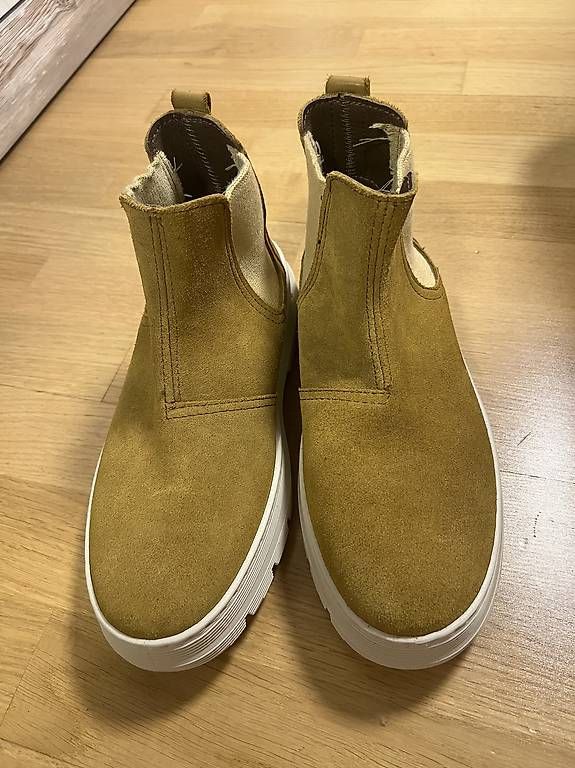 Scarpe da donna: Damenstiefel – Usato da Allschwil venduto da Funlady91