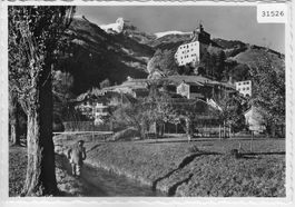 Schloss Werdenberg - Mann am Bach