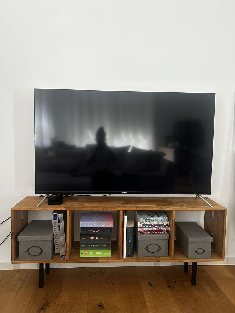 TV Möbel: Lowboard TV Möbel – Gebraucht aus Wiesendangen von Nadlad