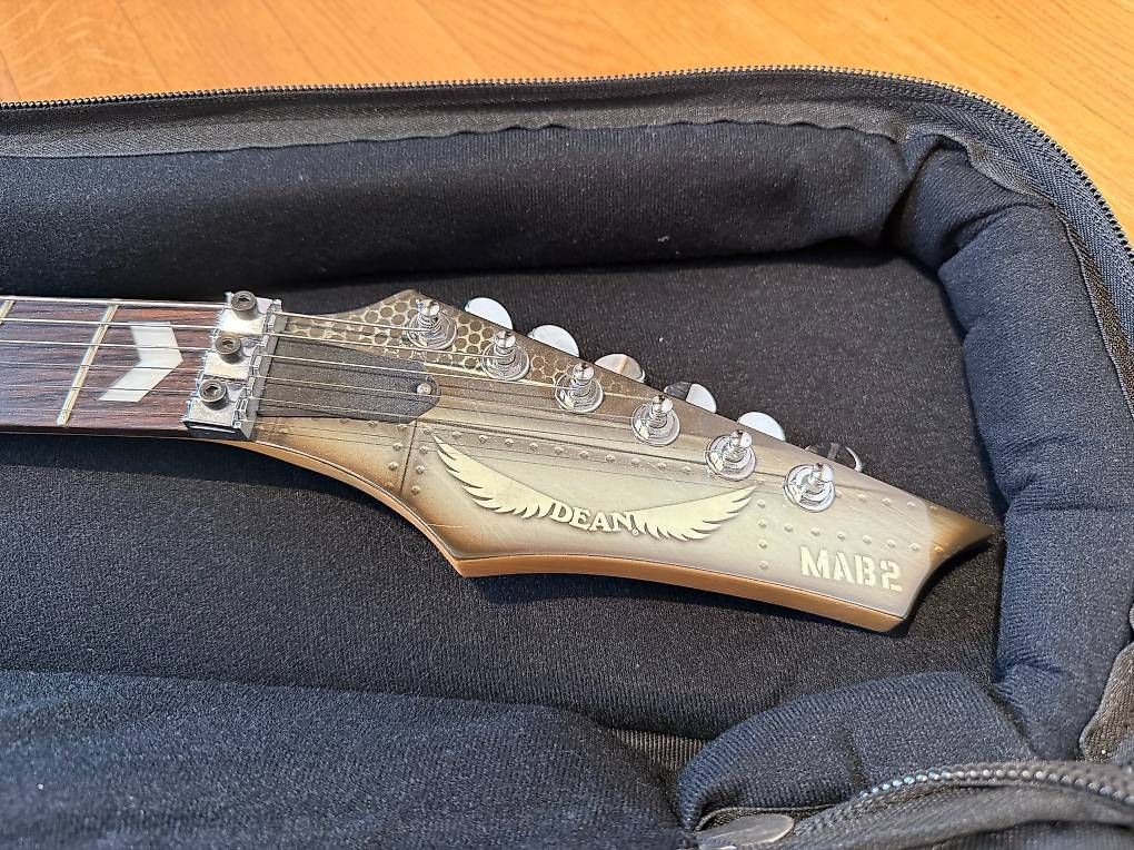 Strumenti musicali: E-Gitarre Dean MAB2 Aviator – Usato da Zürich venduto da gabrielezanni 2