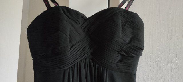 Zalando Robes: Abendkleid – Neuf (Voir description) à Zug par vik_8fdf 2