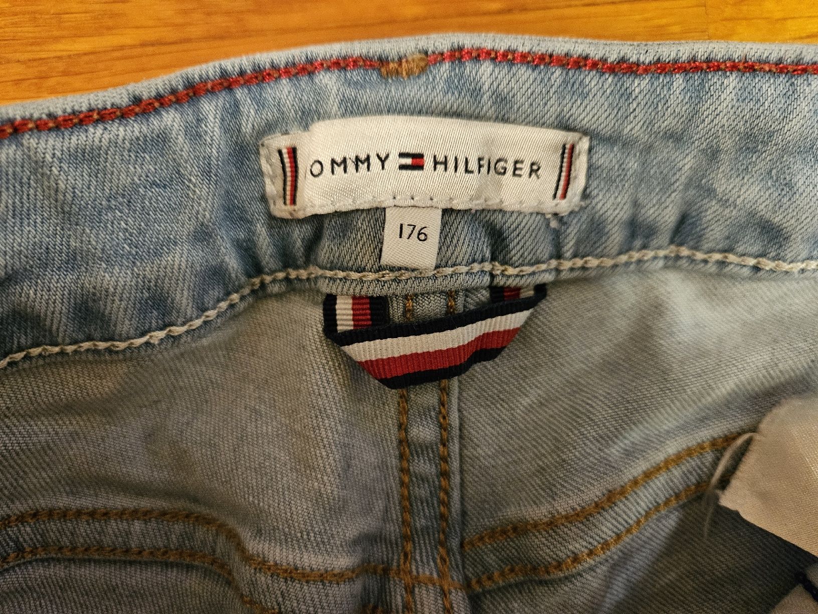 Tommy Hilfiger Hosen: Tommy Hilfiger Jeans, Gr. 176 - Mädchen – Gebraucht aus Zürich von Modnok 1