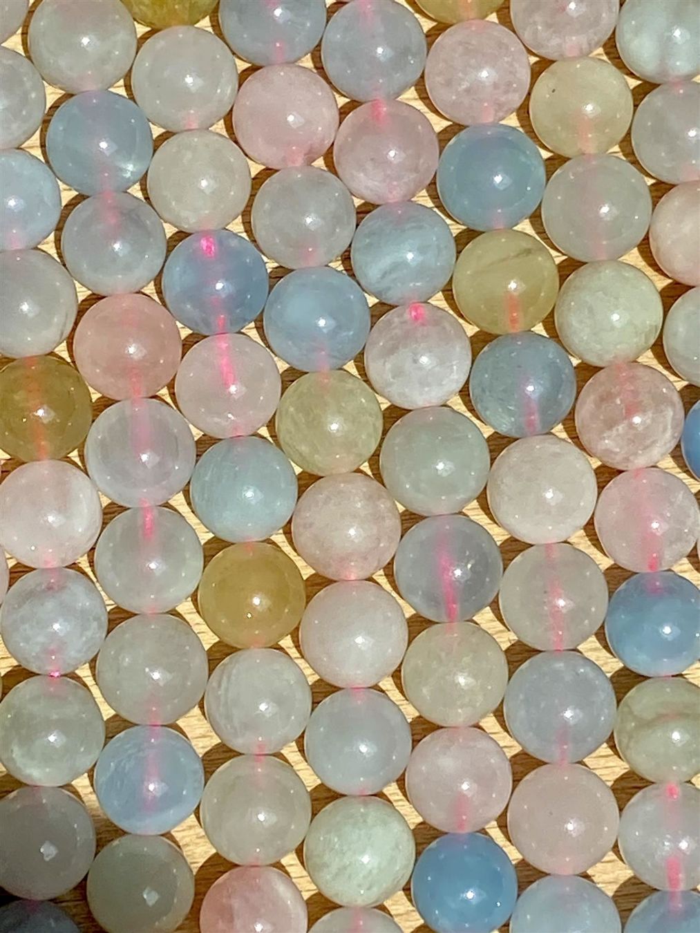 Edelsteine: Abverkauf!!! Strang echte Morganit Kugeln / 8 mm – Neu und originalverpackt aus Niederrohrdorf von Ytobi
