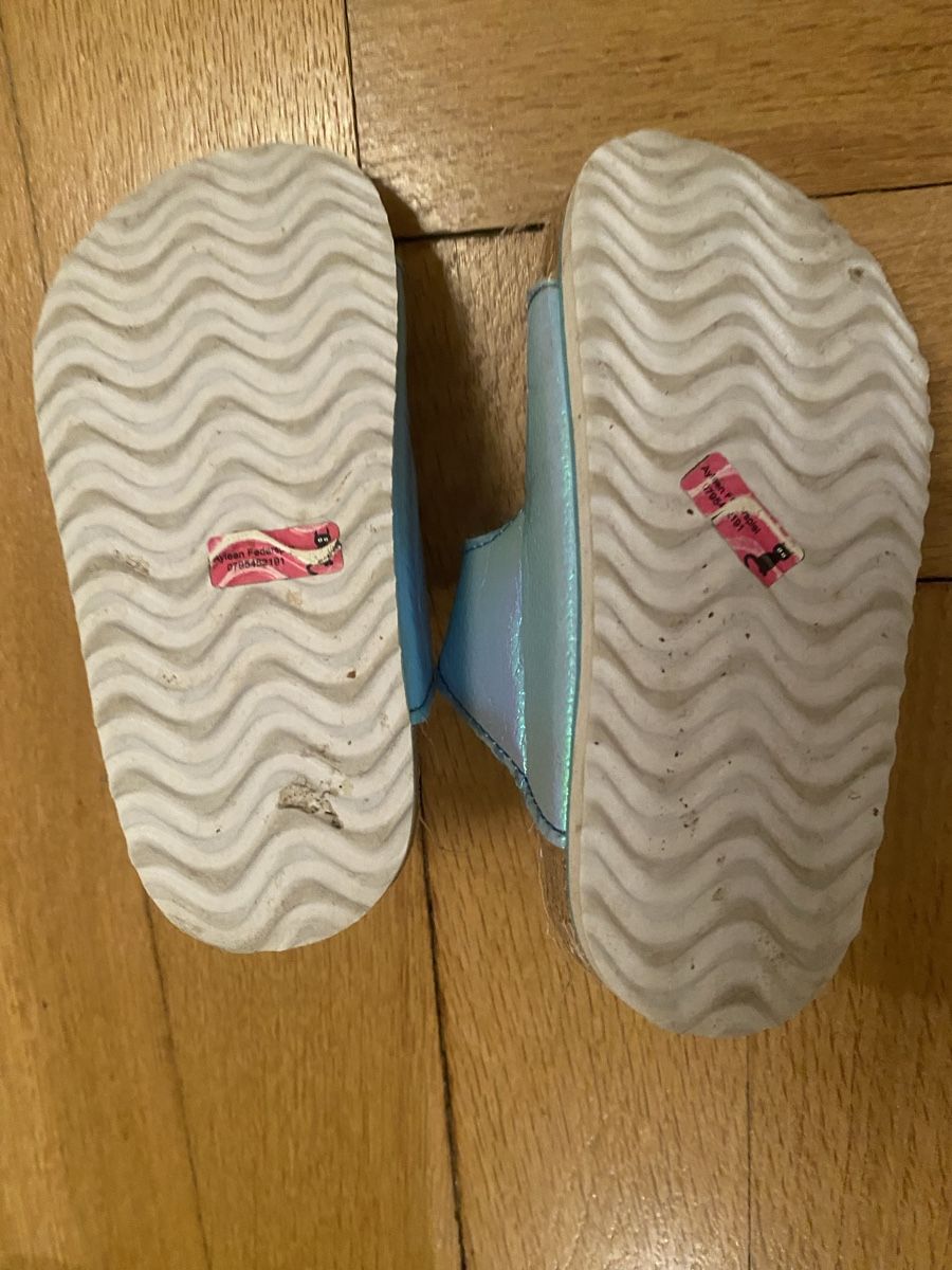 Scarpe per ragazze: Frozen Sandalen Gr. 25 Mädchen Schuhe Sommer – Usato da Bern venduto da Elisa64 1