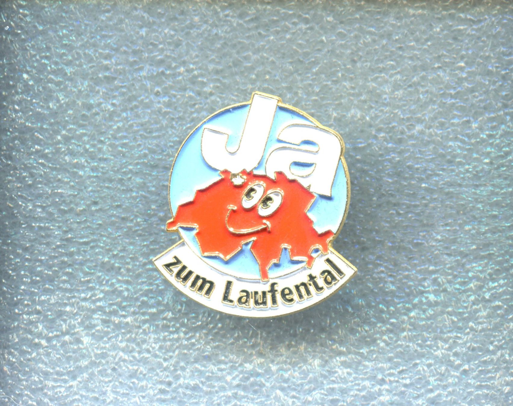 Placchette & Badge: Ja zum Laufental – Usato da Winterthur venduto da Sammleroase