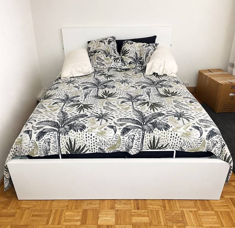 Letti: Lit coffre 140x200cm avec matelas – Usato da Lausanne venduto da celinech14 1