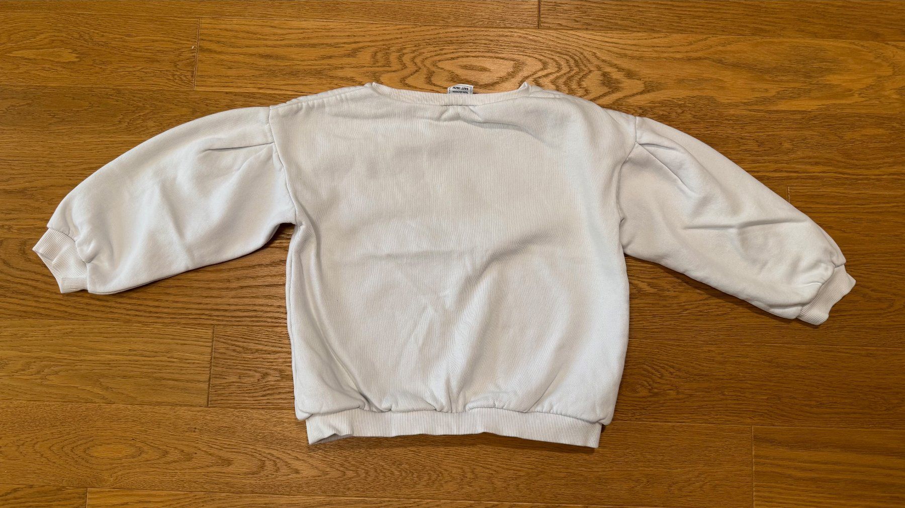 Pullover & Sweatshirts: Besonderer Kinder-Pullover «Vao» (116) – Gebraucht aus Jona von ReadingRambler 1