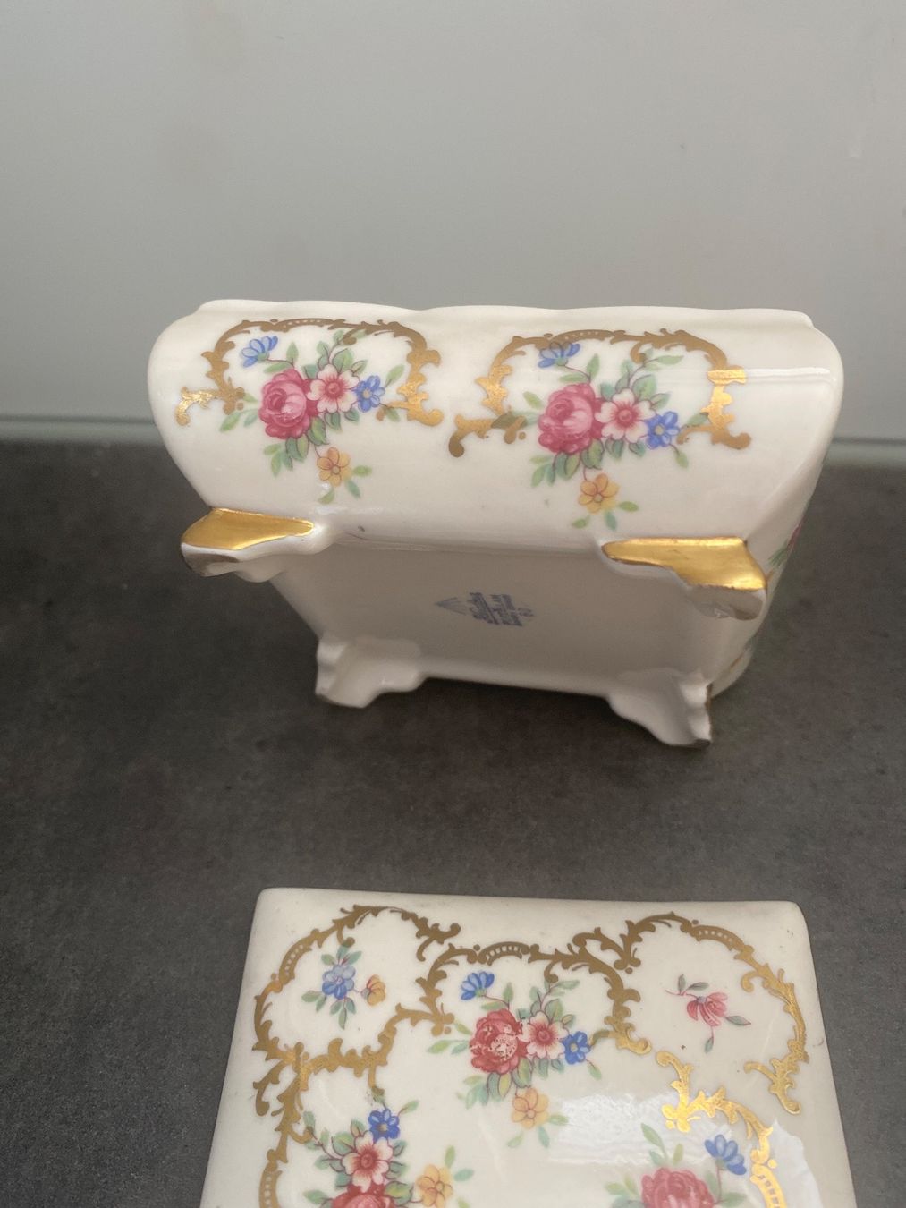 Geschirrsets: Porzellan Dose Vintage – Gebraucht aus Baden von swiss-alps 4